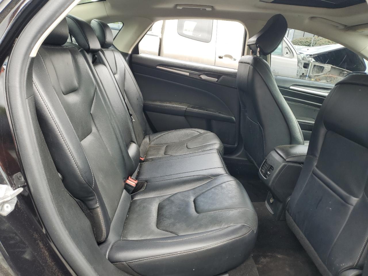 2020 Ford Fusion Titanium VIN: 3FA6P0RUXLR100516 Lot: 71117835