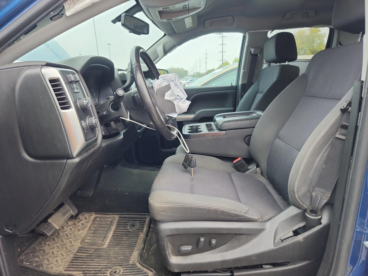 2018 Chevrolet Silverado K1500 Lt VIN: 2GCVKREC2J1105880 Lot: 81654965