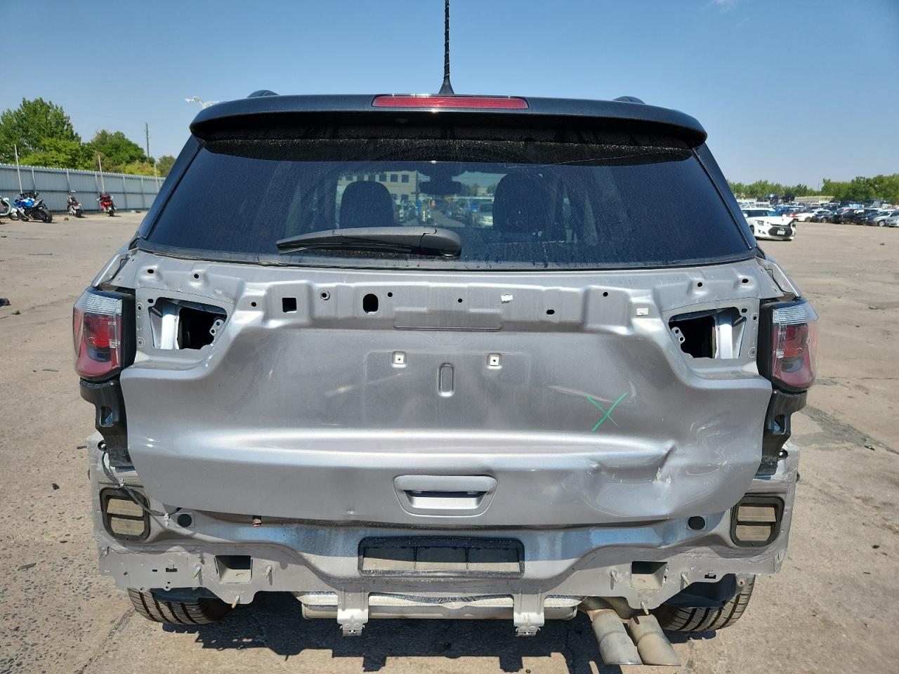 2019 Jeep Compass Latitude VIN: 3C4NJCBBXKT692812 Lot: 70355505