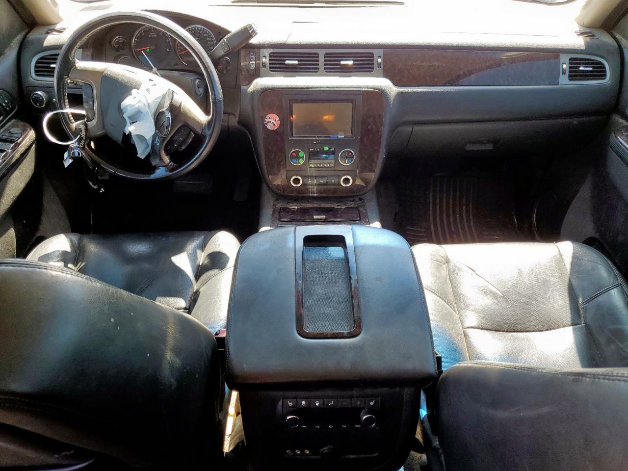 2010 GMC Yukon Xl Denali VIN: 1GKUKMEF2AR275130 Lot: 81749835