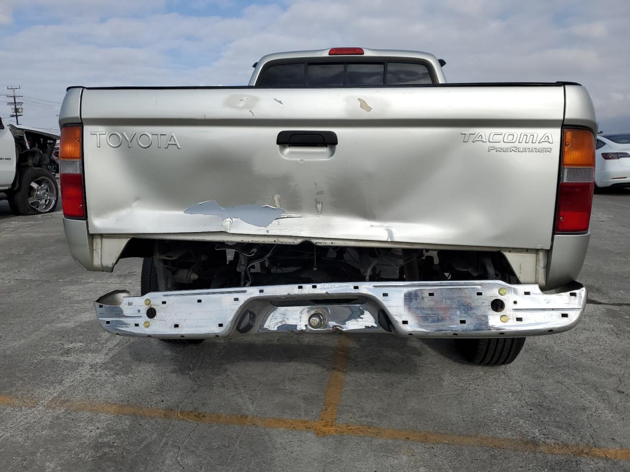 2000 Toyota Tacoma Xtracab Prerunner VIN: 5TESM92N5YZ697588 Lot: 81871405