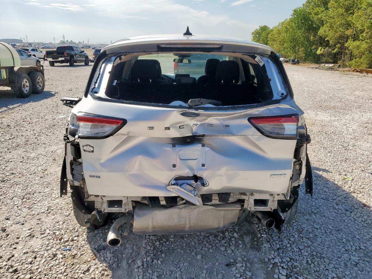 2020 Ford Escape Se VIN: 1FMCU0G6XLUA32734 Lot: 83823105