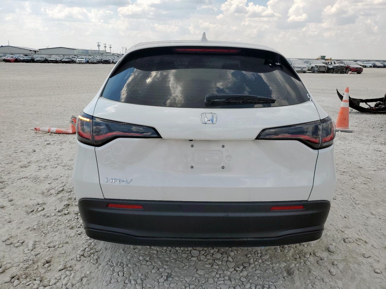 2025 Honda Hr-V Lx VIN: 3CZRZ1H38SM746840 Lot: 80868215