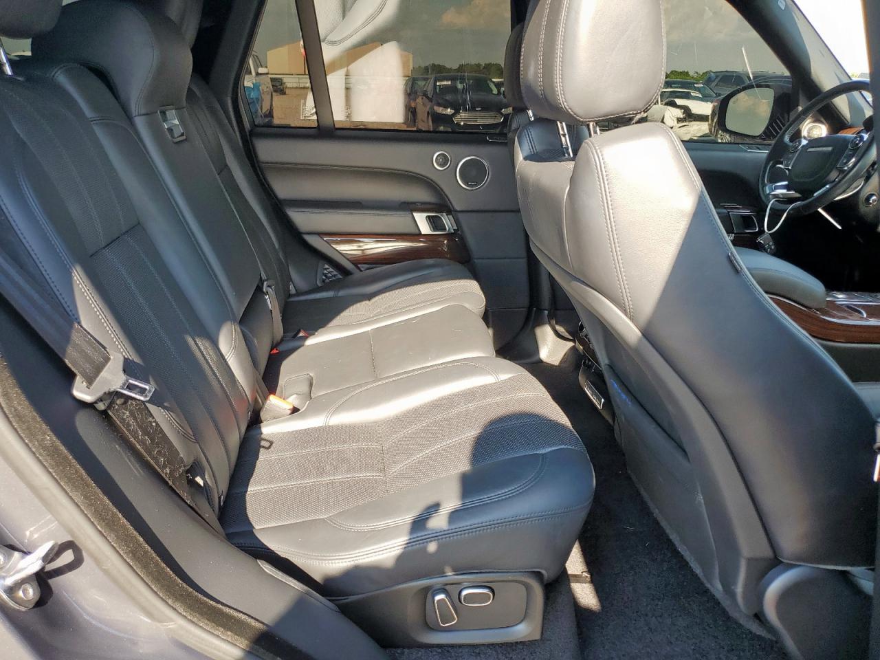 2015 Land Rover Range Rover Supercharged VIN: SALGS2TF6FA214975 Lot: 70065065