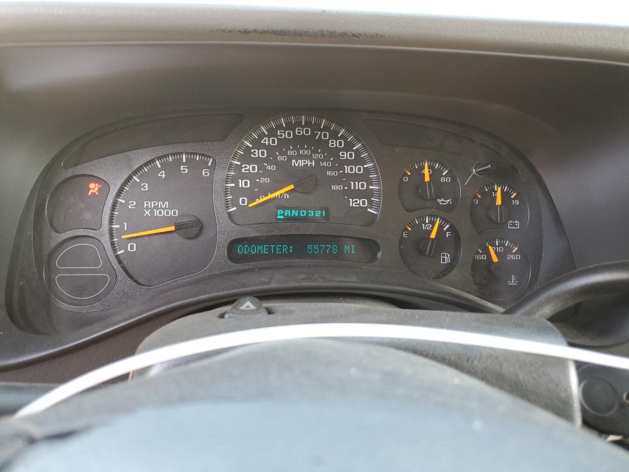 2005 Chevrolet Suburban C1500 VIN: 3GNEC16Z35G213608 Lot: 81949265
