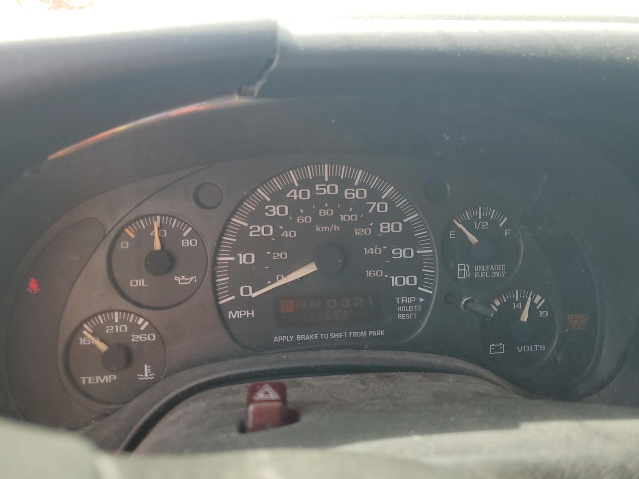 2002 Chevrolet Express G1500 VIN: 1GCFG15WX21230618 Lot: 81868395