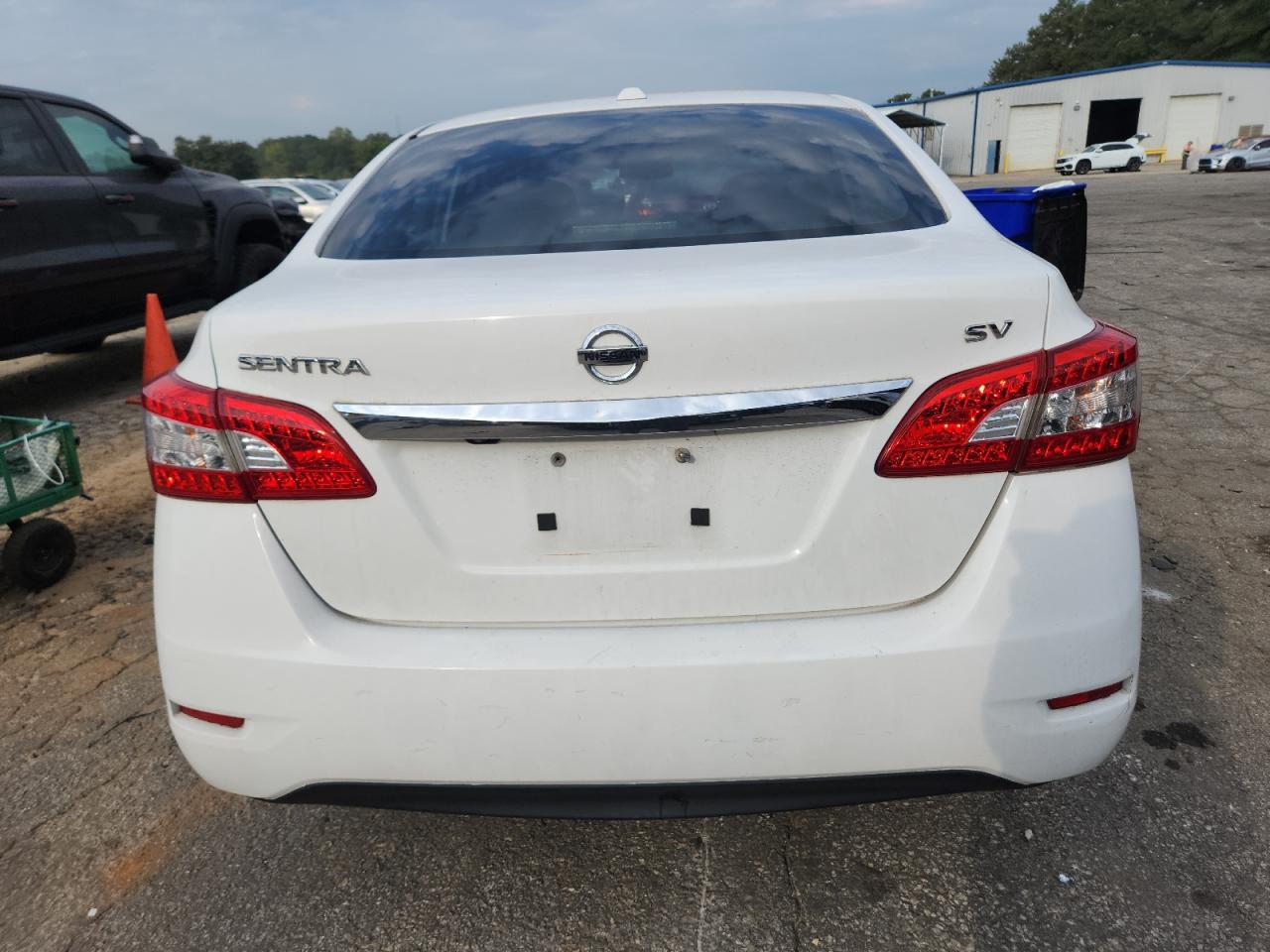2015 Nissan Sentra S VIN: 3N1AB7AP2FL637036 Lot: 71009215