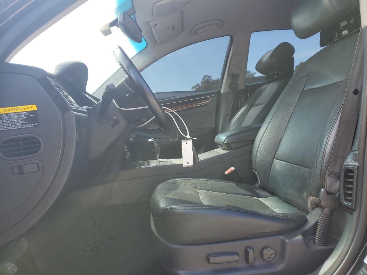 2012 Hyundai Genesis 3.8L VIN: KMHGC4DD4CU179291 Lot: 81490985