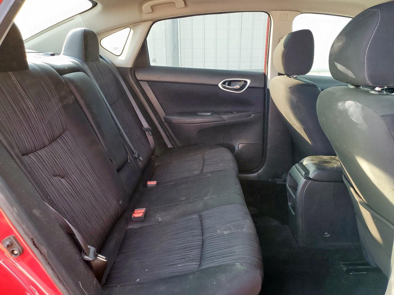 2017 Nissan Sentra S VIN: 3N1AB7AP3HY305595 Lot: 84418365