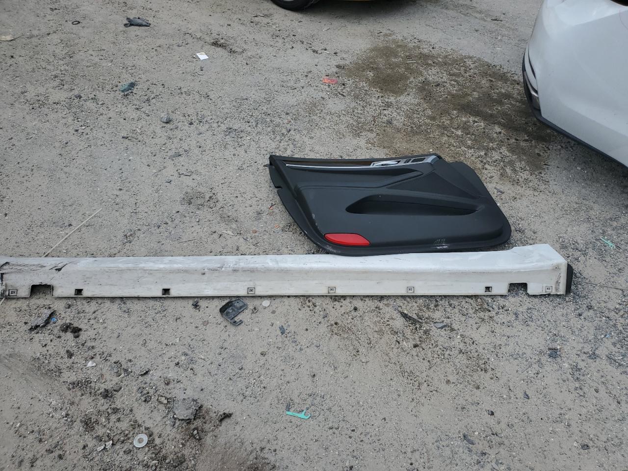 2017 Genesis G80 Base VIN: KMHGN4JE6HU188234 Lot: 83820825