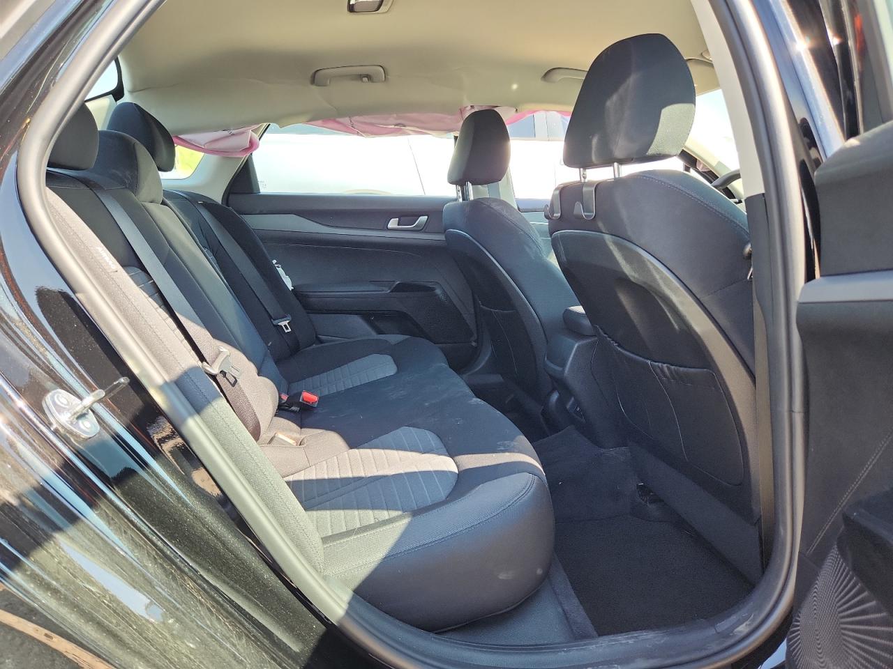 2025 Kia K5 Lxs VIN: KNAG24J76S5301919 Lot: 70652895