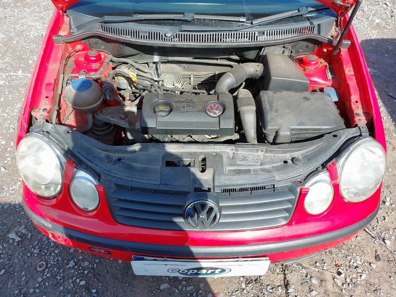 2004 VOLKSWAGEN POLO E 