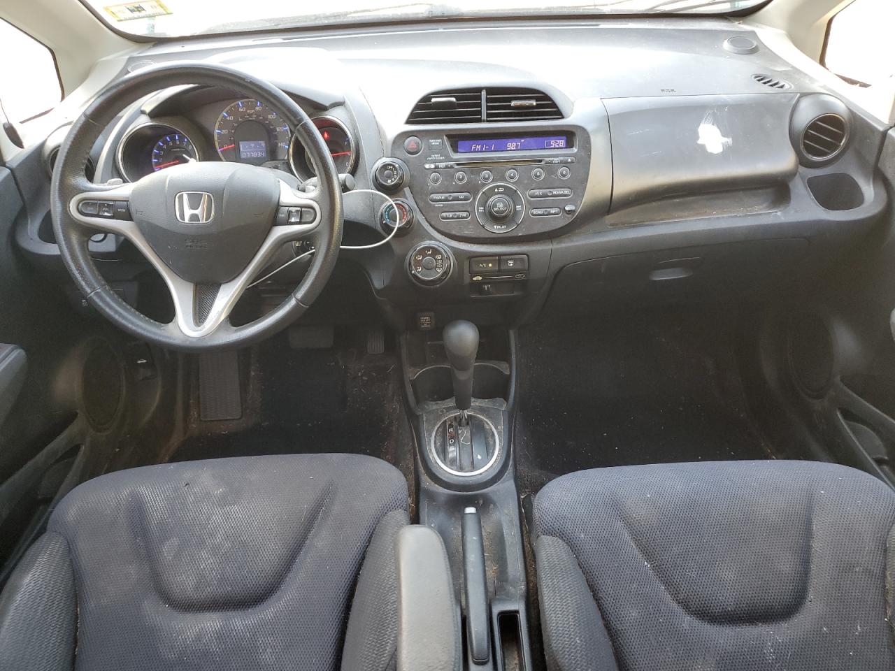 2013 Honda Fit Sport VIN: JHMGE8H55DC039121 Lot: 81113335