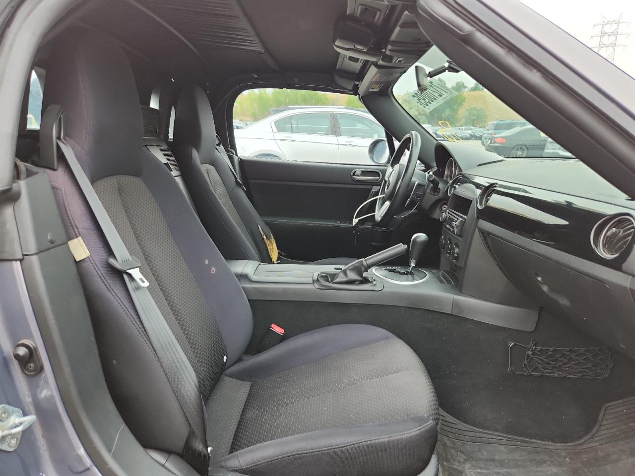 2007 Mazda Mx-5 Miata VIN: JM1NC25F370135991 Lot: 71210095