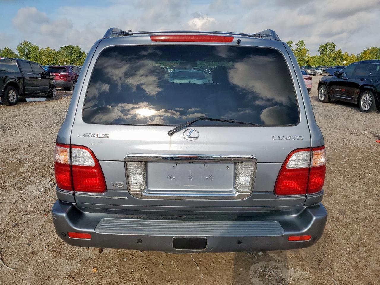 2005 Lexus Lx 470 VIN: JTJHT00W553553647 Lot: 83853335