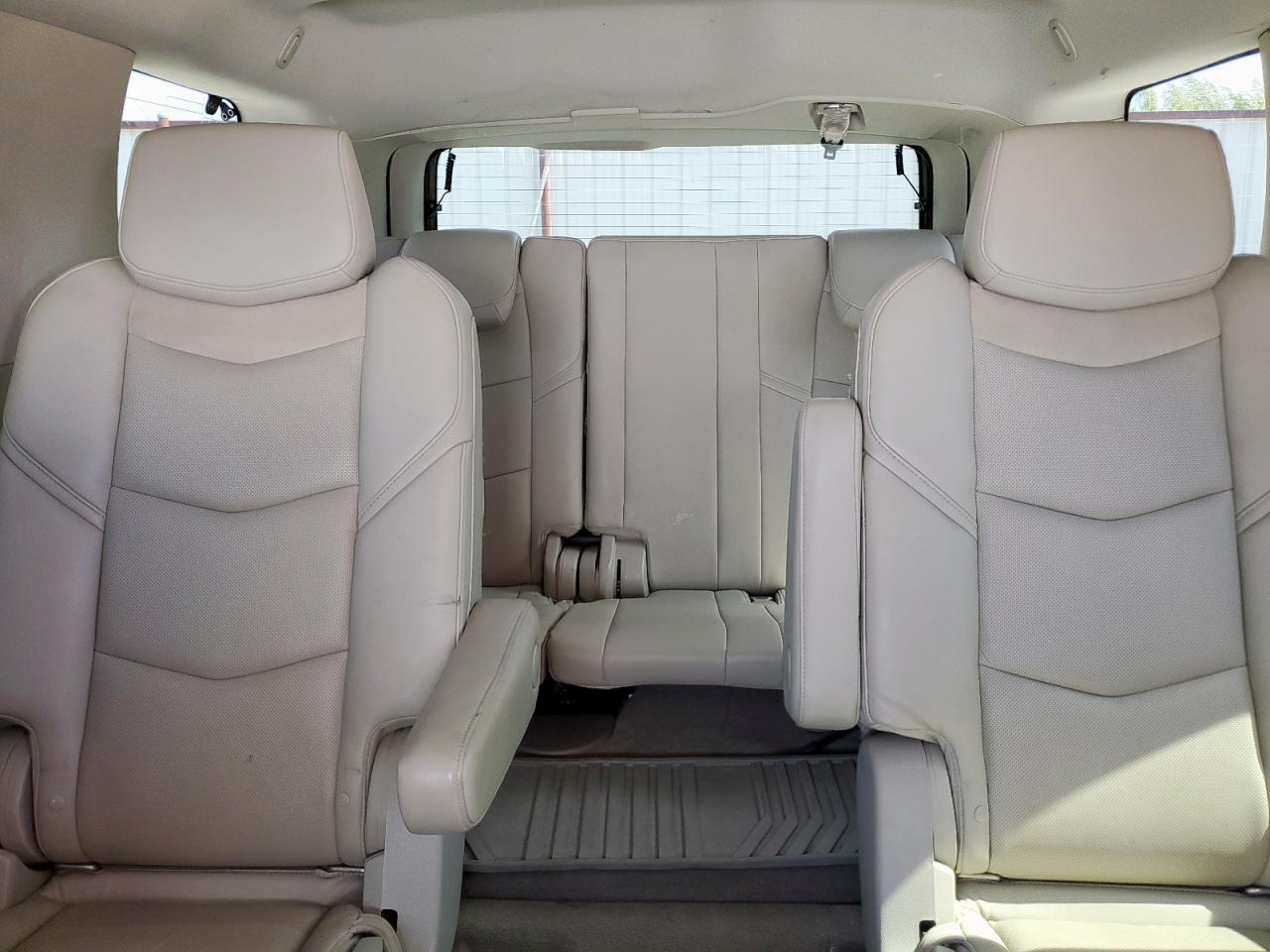 2020 Cadillac Escalade Premium Luxury VIN: 1GYS4CKJ8LR149075 Lot: 80820875