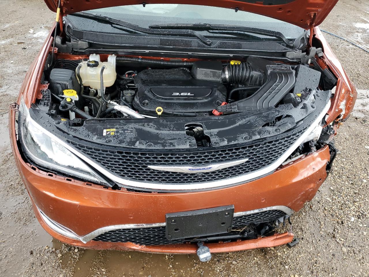 2018 Chrysler Pacifica Limited VIN: 2C4RC1GG3JR214527 Lot: 70659005