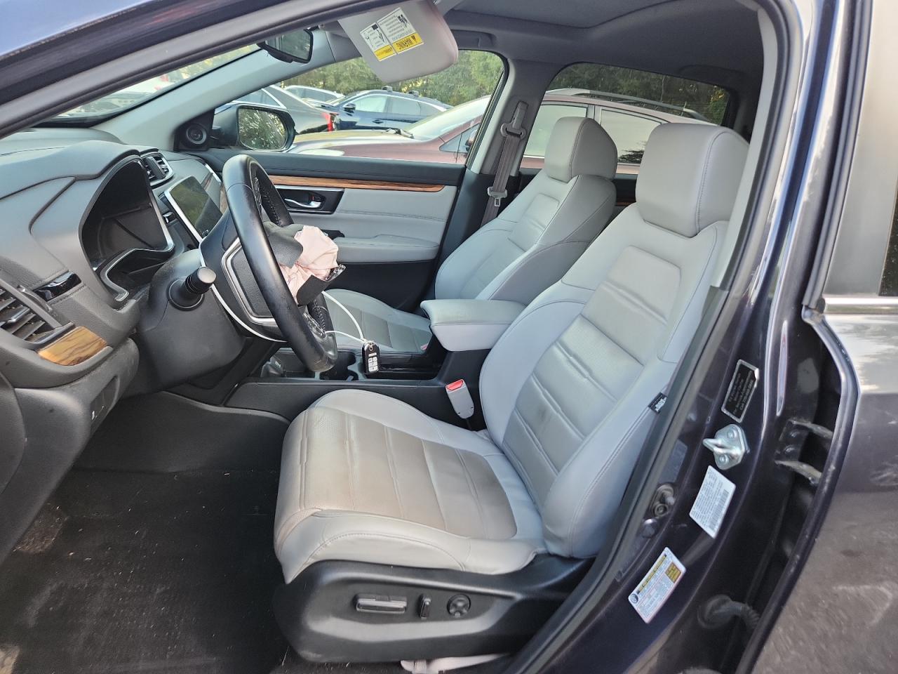 2018 Honda Cr-V Touring VIN: 7FARW1H98JE043376 Lot: 81543855