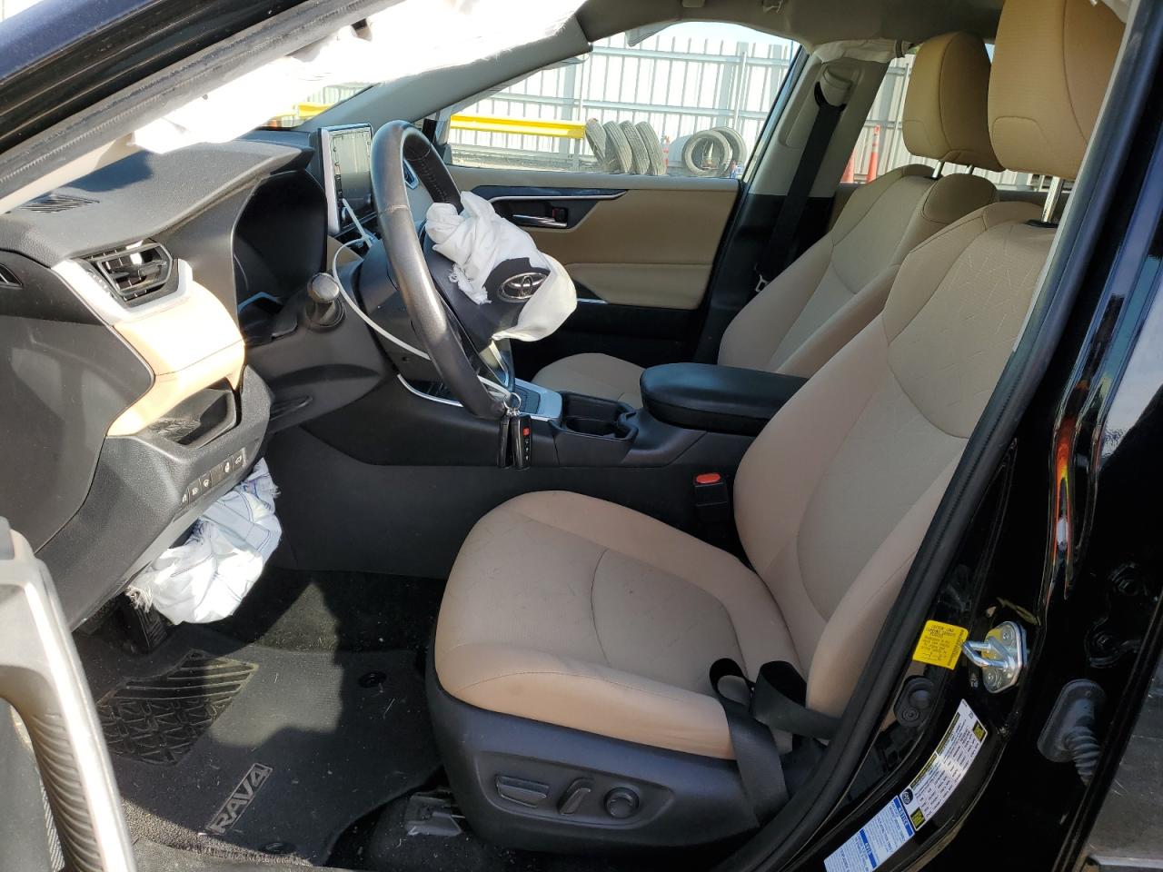 2020 Toyota Rav4 Xle VIN: 2T3RWRFV2LW066224 Lot: 84442055