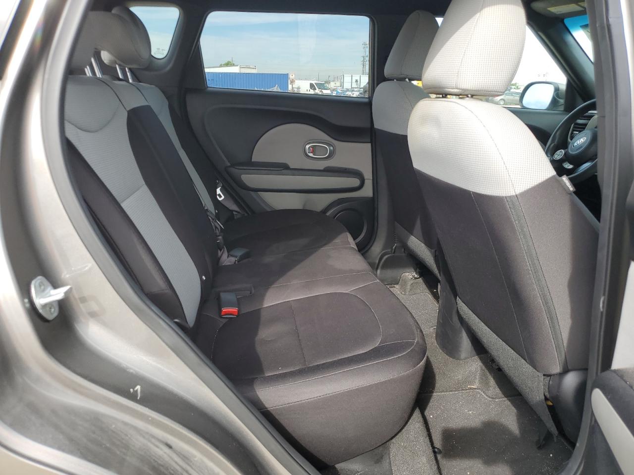 2016 Kia Soul VIN: KNDJN2A27G7273469 Lot: 81077905