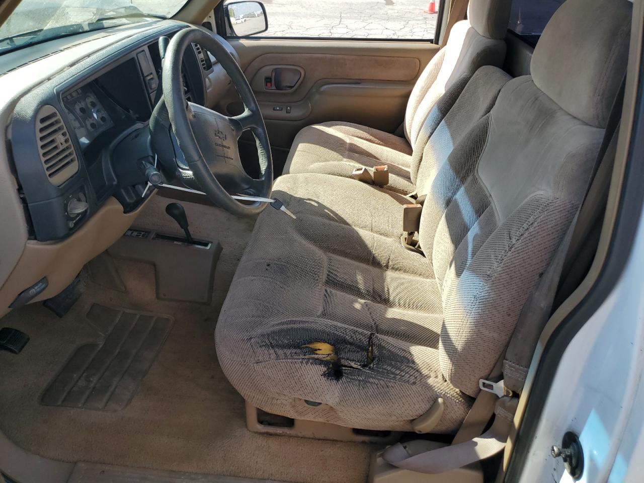 1995 Chevrolet Gmt-400 K1500 VIN: 1GCEK14K9SZ190347 Lot: 84213125