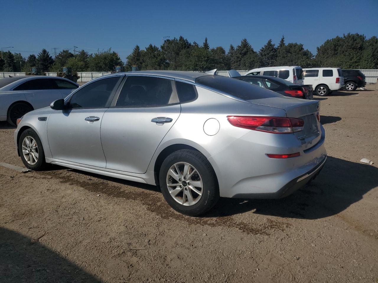 2019 Kia Optima Lx 5XXGT4L30KG281687 photo #3