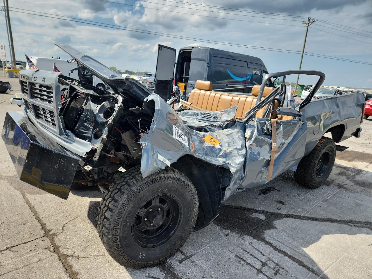 DODGE W SERIES 1992. Lot# 71543145. VIN 1B7HM16X0NS607433. Photo 1