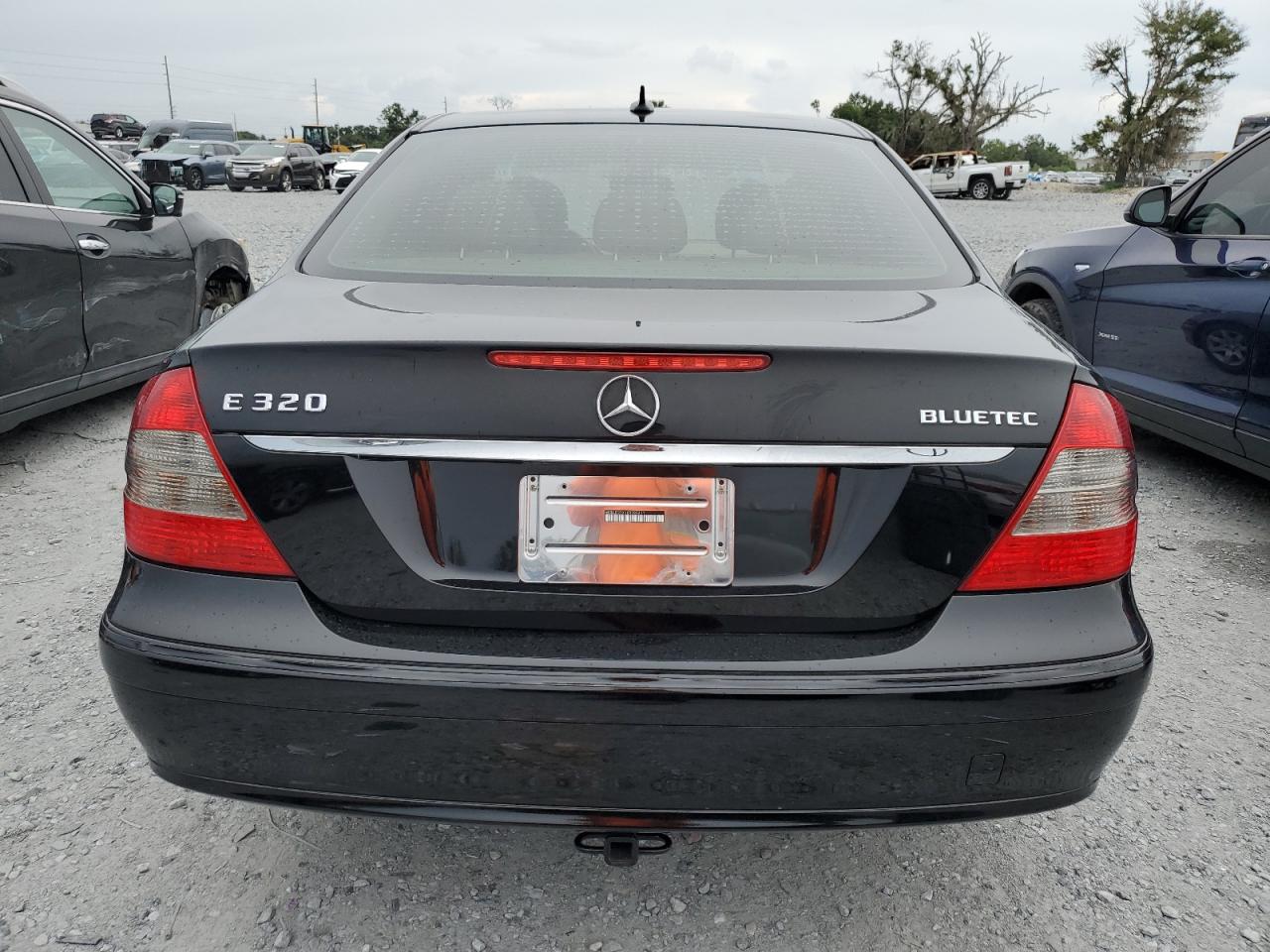 2008 Mercedes-Benz E 320 Cdi VIN: WDBUF22X18B285411 Lot: 71995075