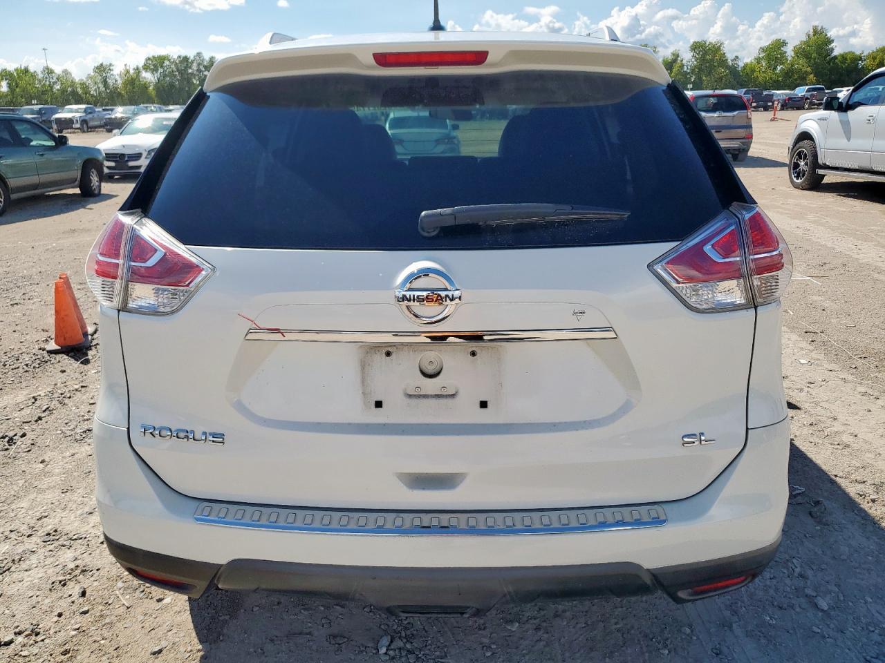 2016 Nissan Rogue S VIN: KNMAT2MT2GP714774 Lot: 82027745
