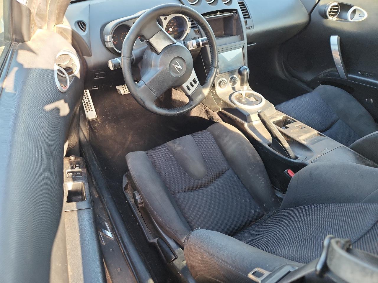 2004 Nissan 350Z Coupe VIN: JN1AZ34D74T151370 Lot: 71468925