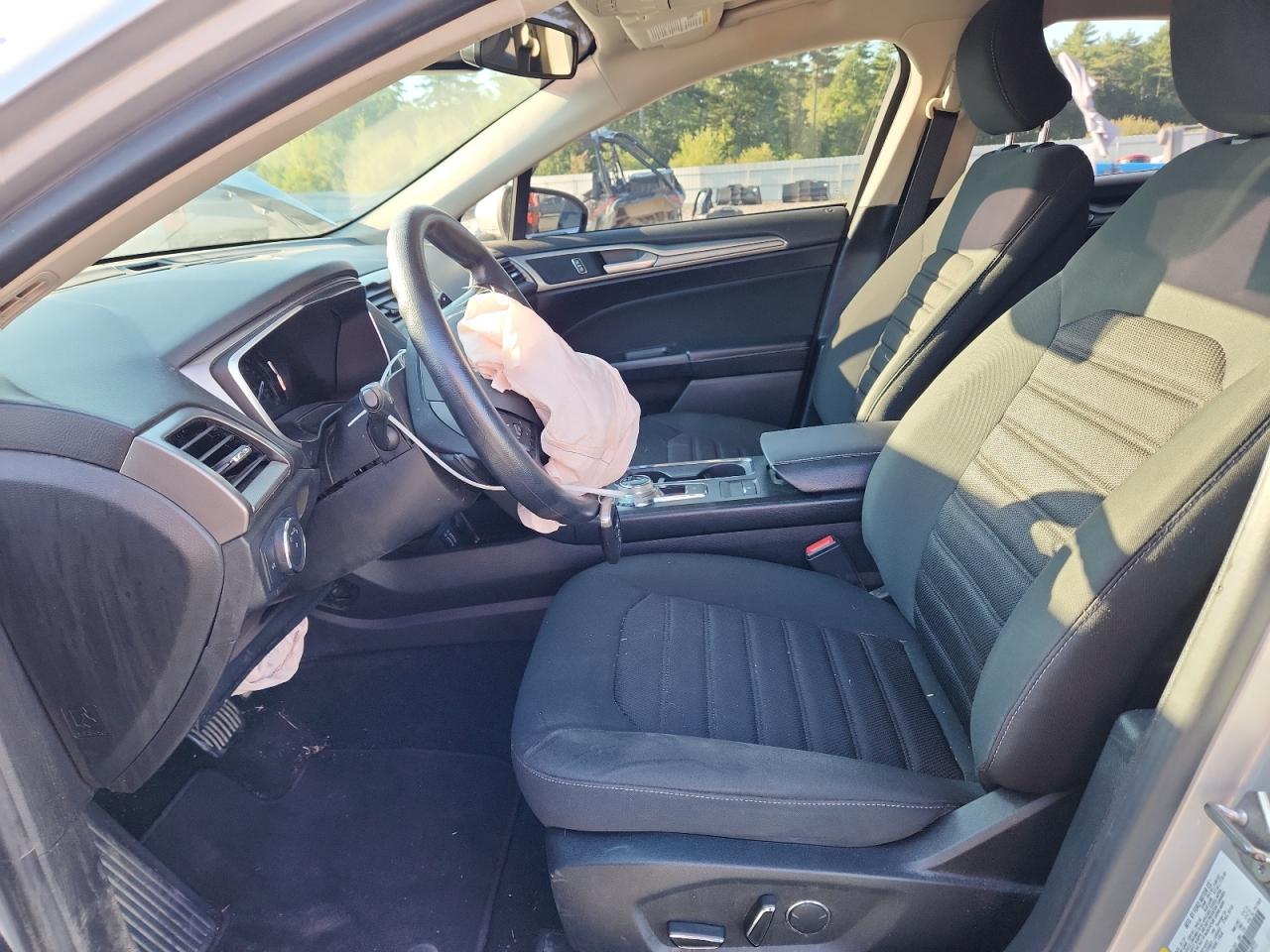 2019 Ford Fusion Se VIN: 3FA6P0HD4KR156922 Lot: 70833905