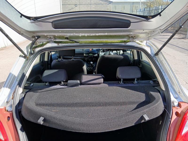 2011 MAZDA 2 TS 