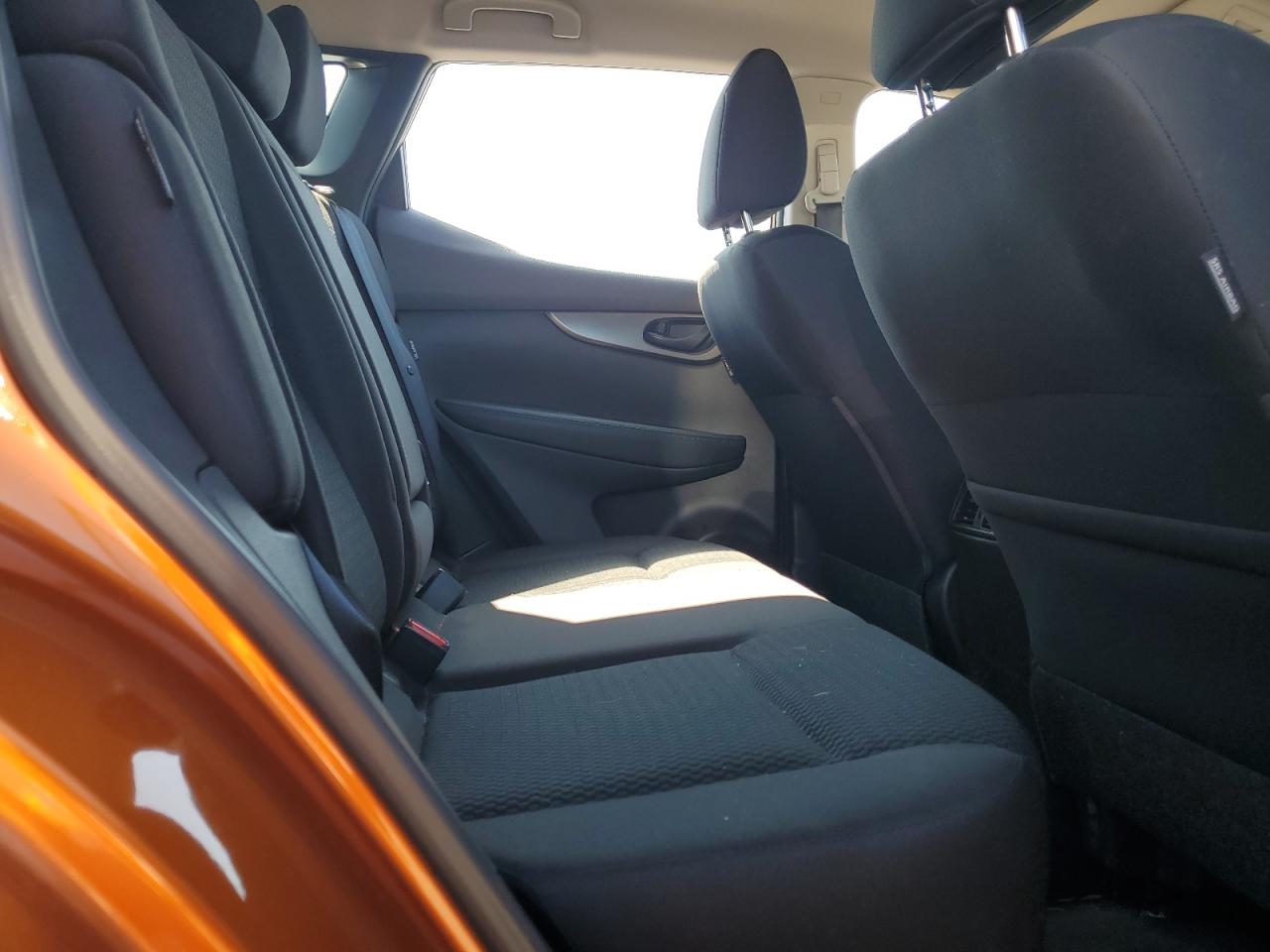 2022 Nissan Rogue Sport S VIN: JN1BJ1AW8NW473635 Lot: 81182725