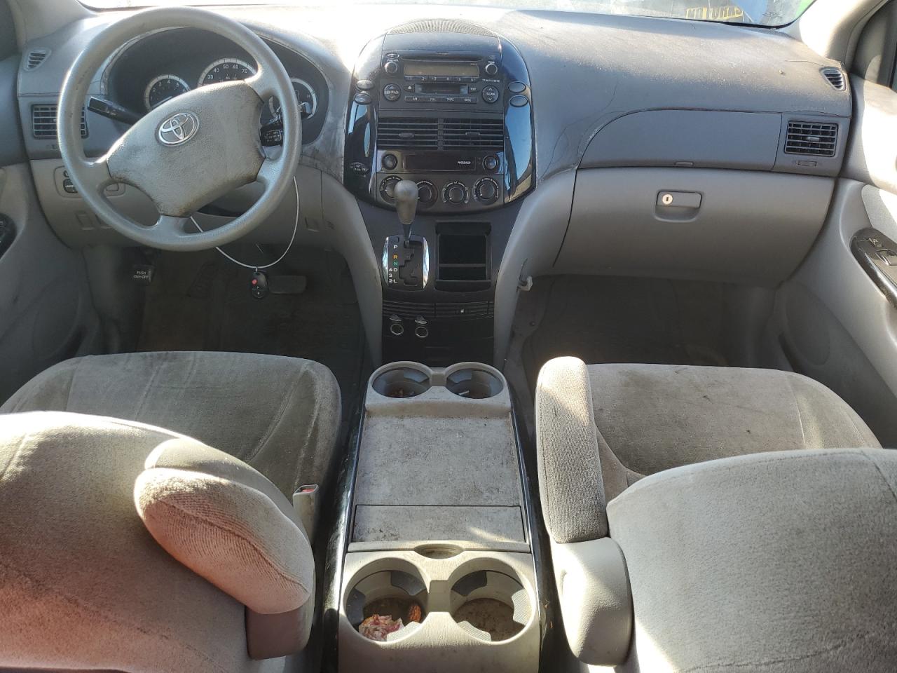 2004 Toyota Sienna Ce VIN: 5TDZA23C04S215354 Lot: 81716785