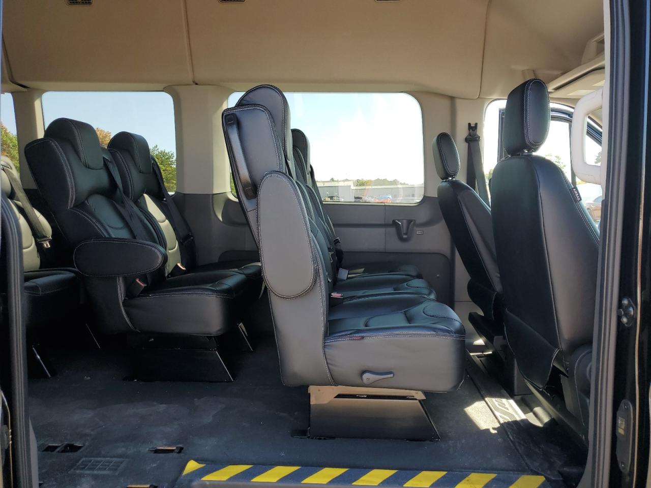 2022 Ford Transit T-350 Hd VIN: 1FDVU4X8XNKA18137 Lot: 71660475