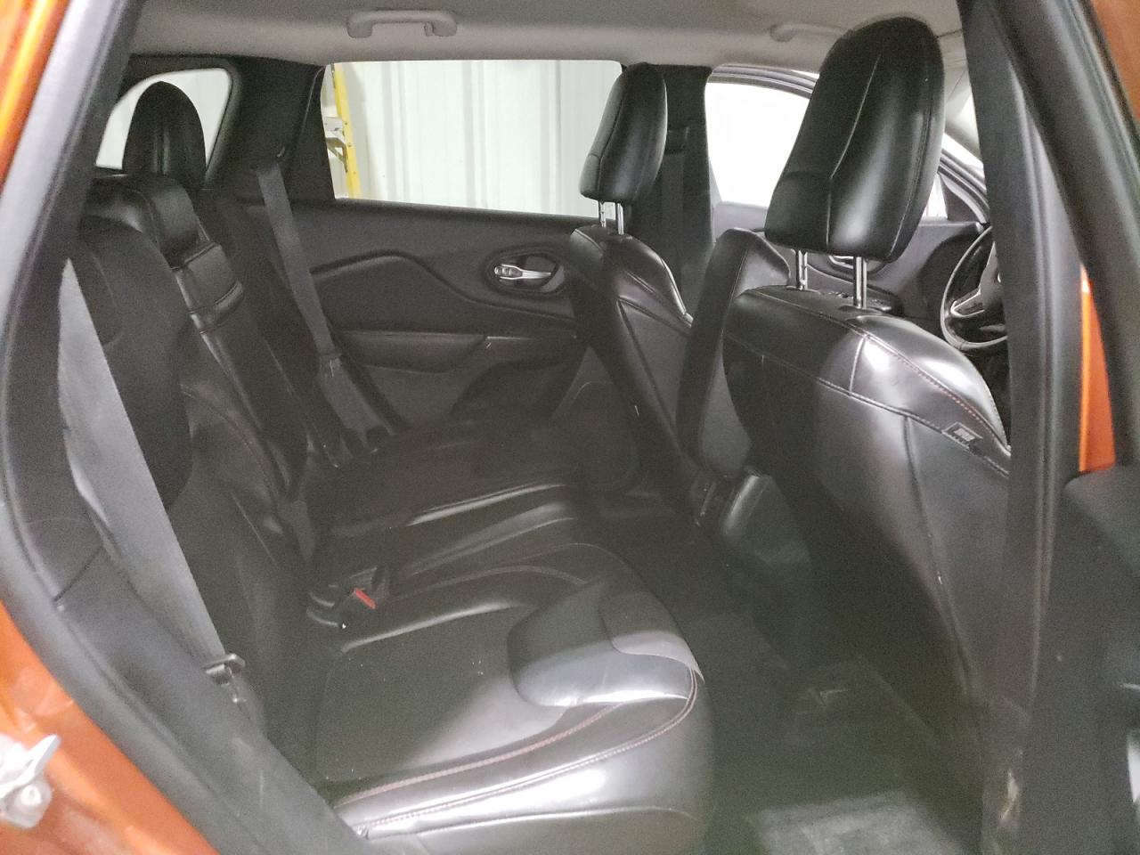 2015 Jeep Cherokee Trailhawk VIN: 1C4PJMBS1FW718275 Lot: 80363965