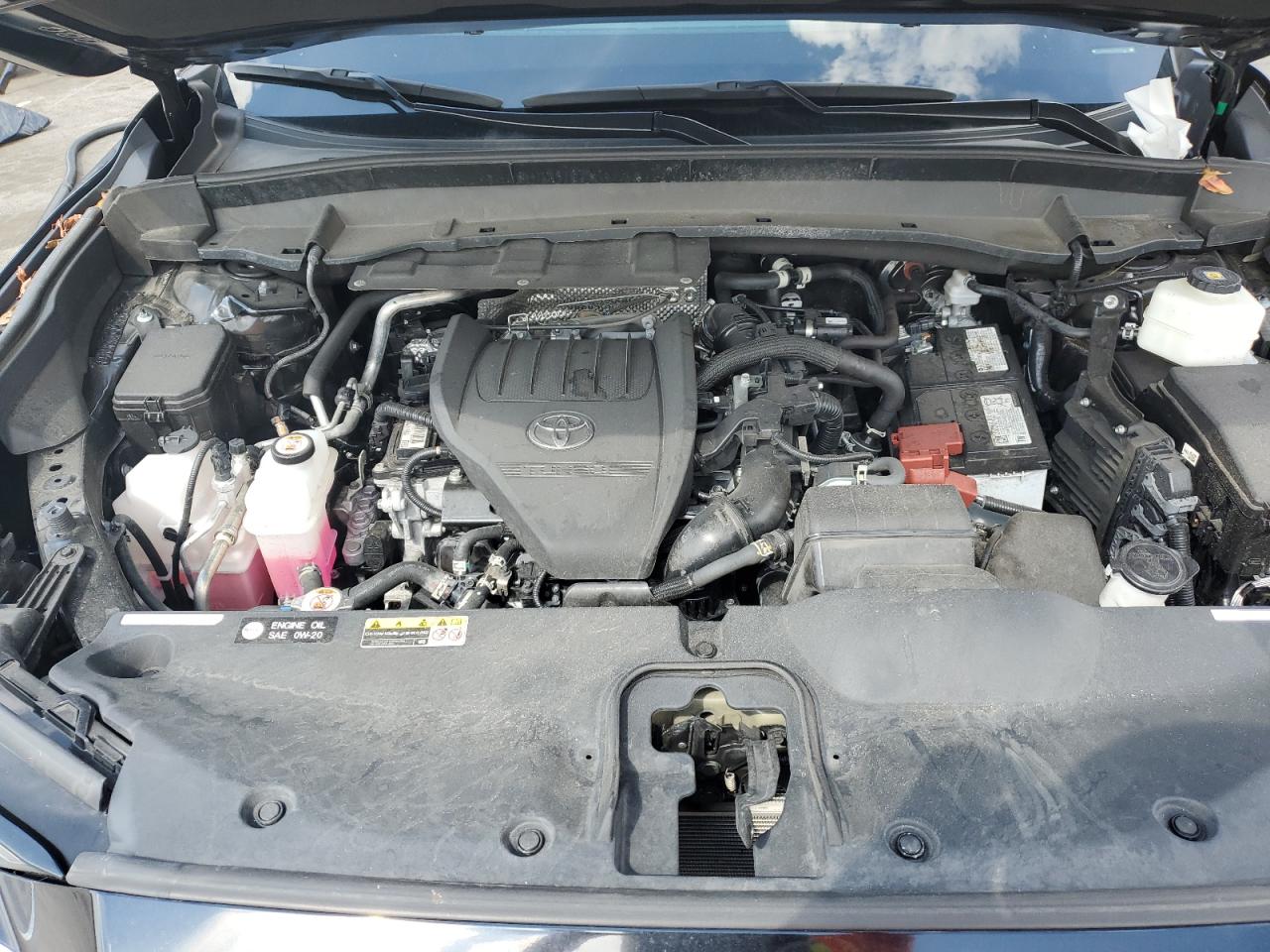 2024 Toyota Grand Highlander Xle VIN: 5TDAAAB57RS050341 Lot: 71950215