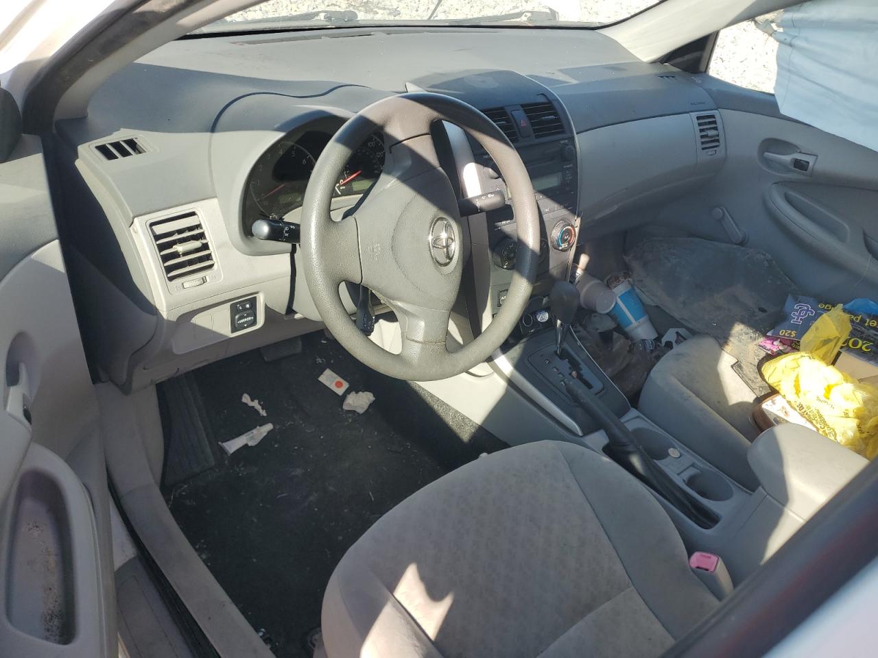 2009 Toyota Corolla Base VIN: JTDBL40E29J040963 Lot: 70489795