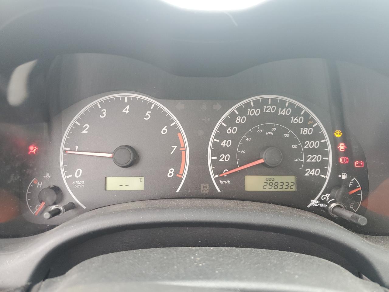 2011 Toyota Corolla Base VIN: 2T1BU4EE8BC570667 Lot: 81561595