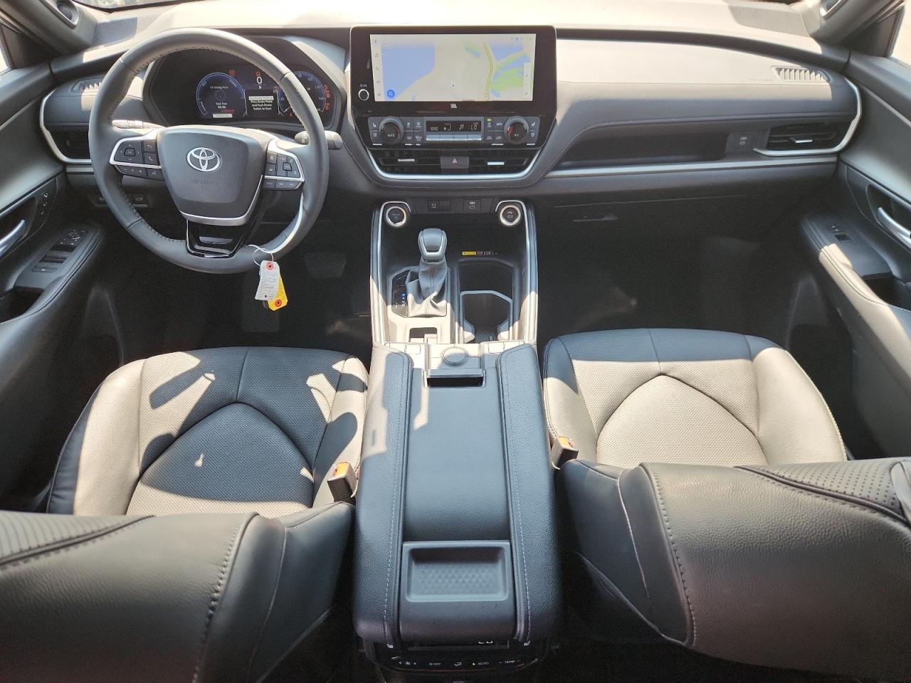 2025 Toyota Grand Highlander Le VIN: 5TDACAB55SS033537 Lot: 69817775