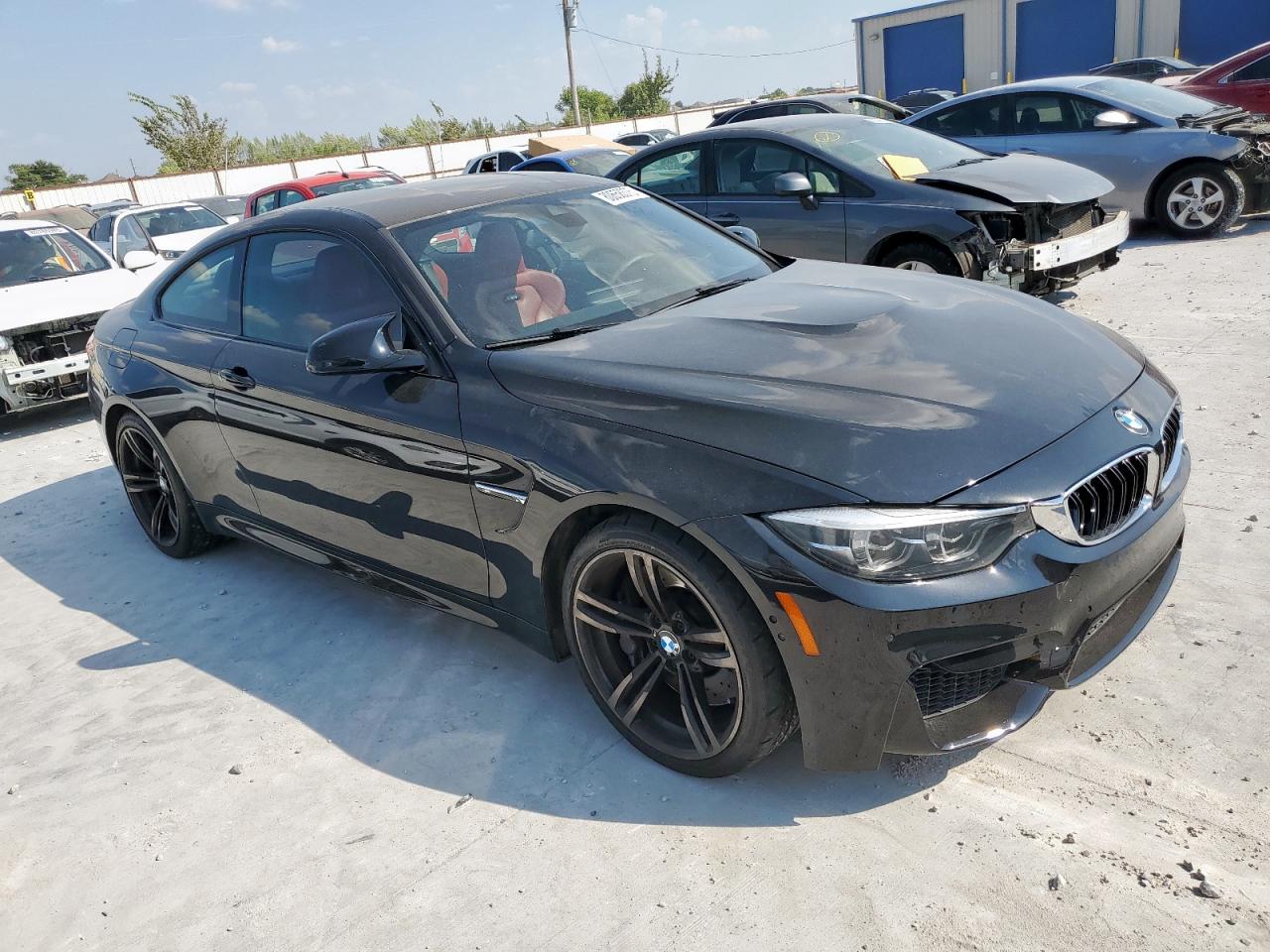 Фото: WBS4Y9C57JAC87608