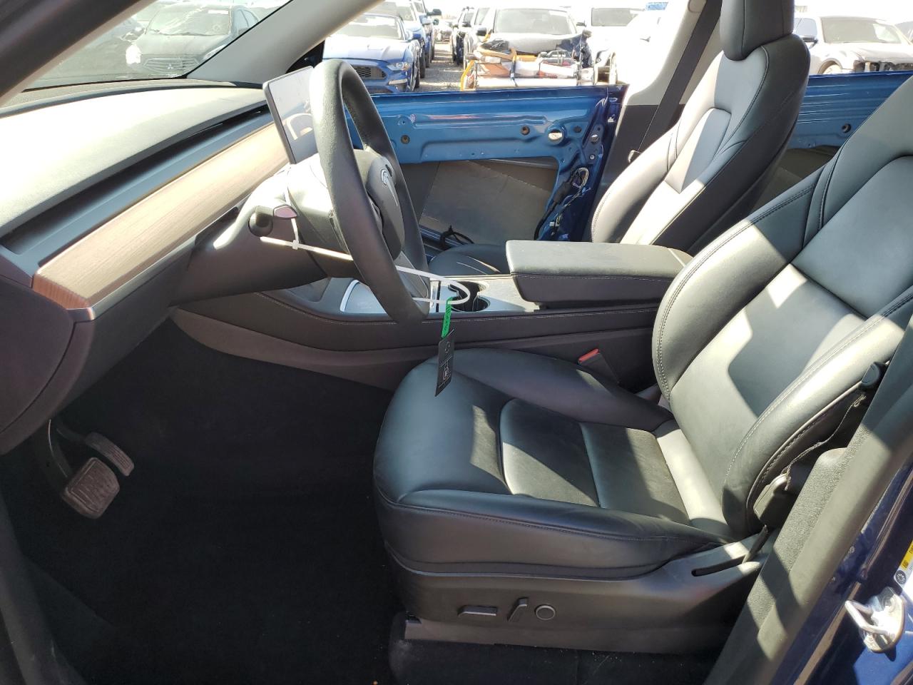 2022 Tesla Model Y VIN: 7SAYGDEE7NF369556 Lot: 81505295