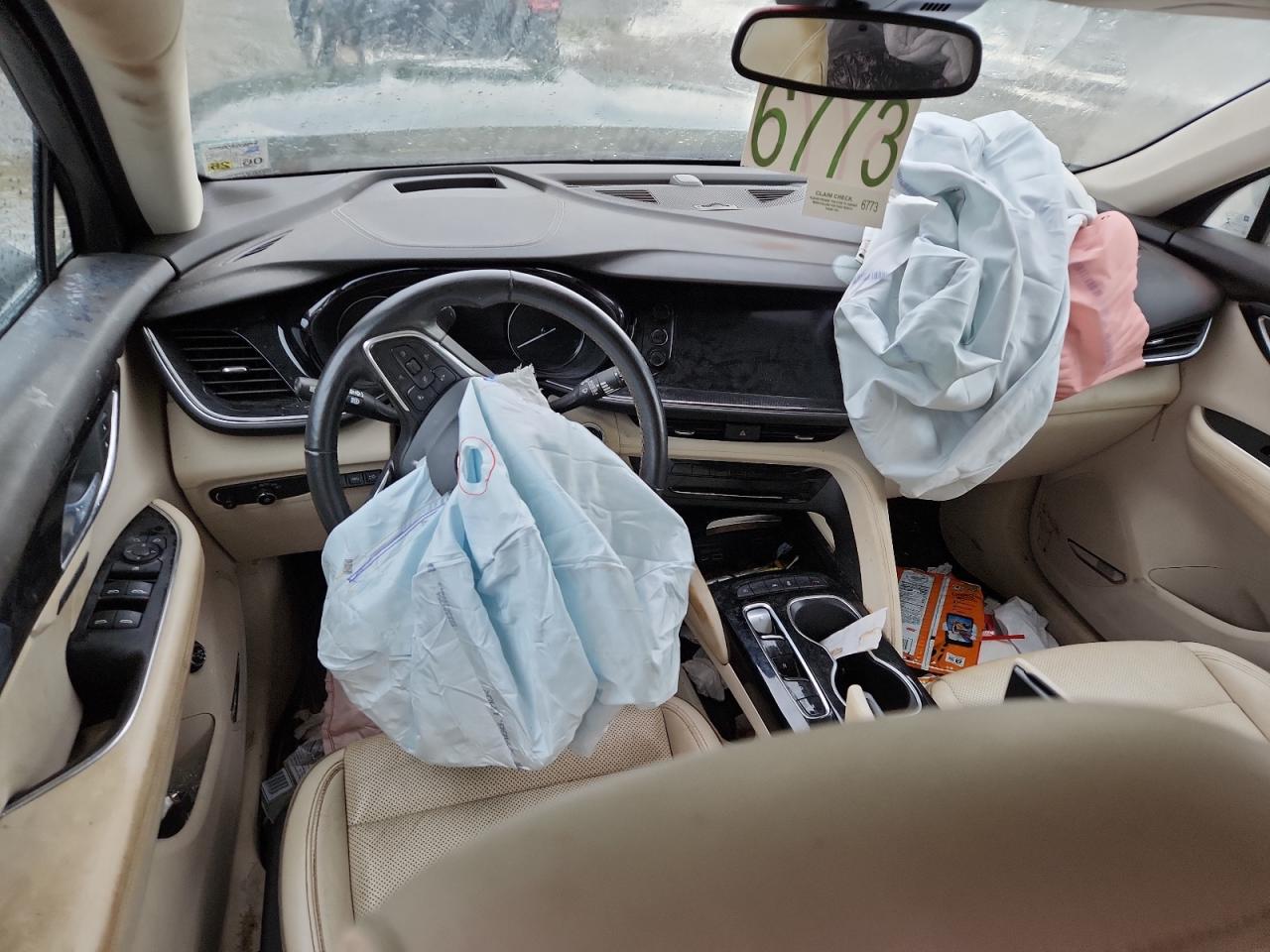 2021 Buick Envision Essence VIN: LRBFZNR45MD109215 Lot: 82147625