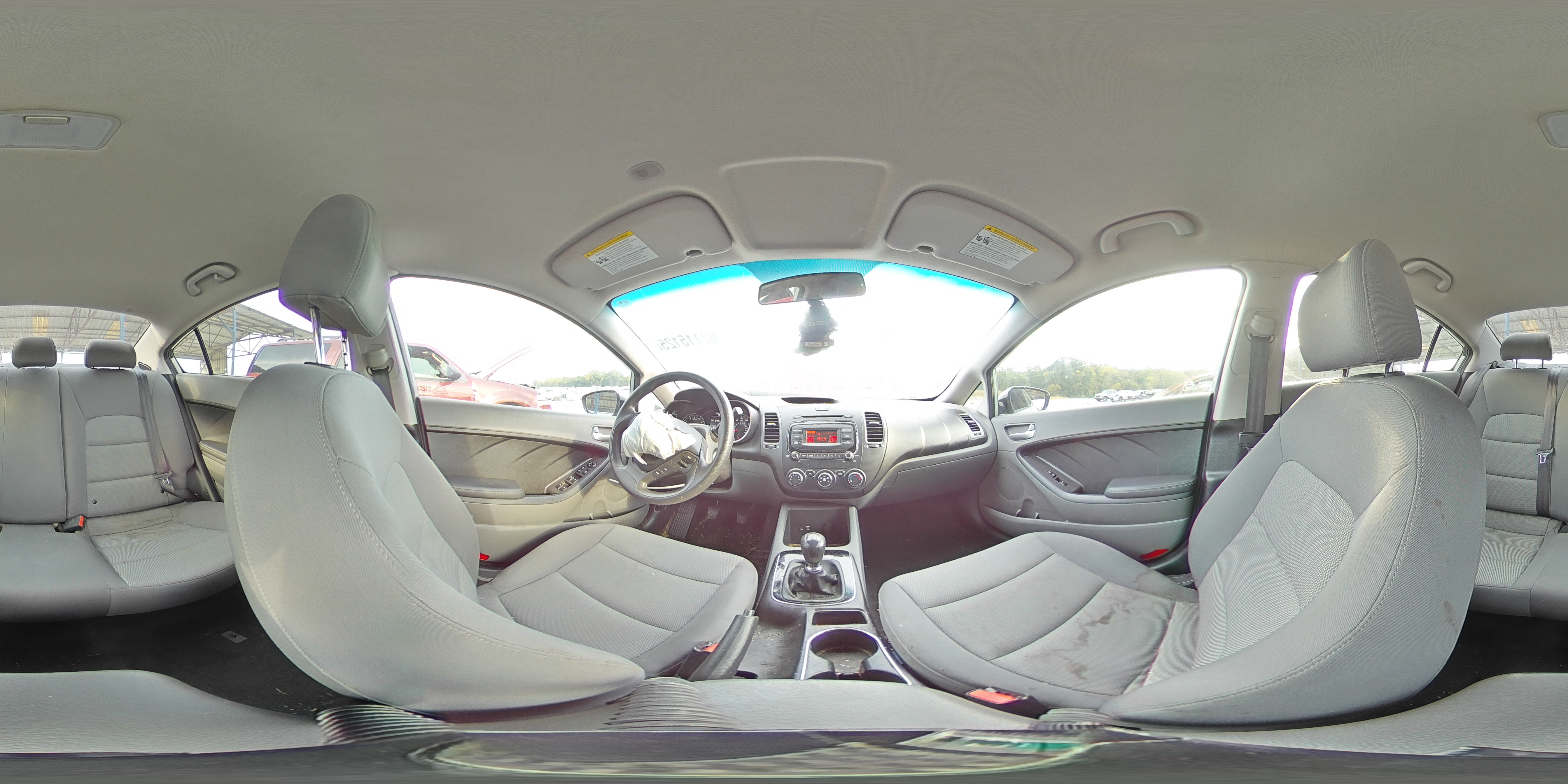 2017 Kia Forte Lx VIN: 3KPFK4A7XHE025191 Lot: 82115125