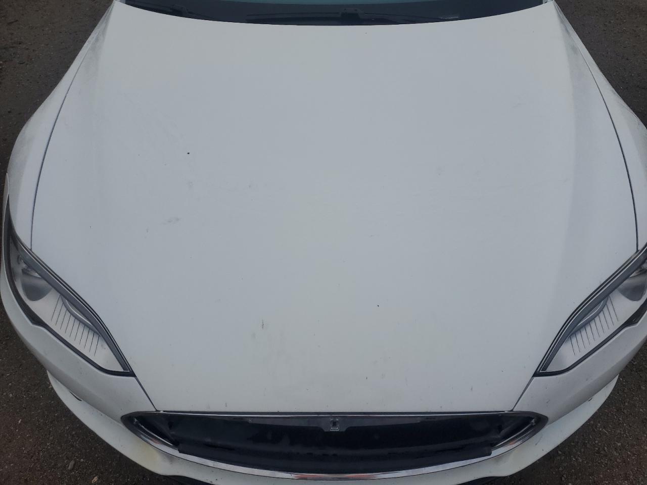 2013 Tesla Model S VIN: 5YJSA1AC0DFP10799 Lot: 81713755