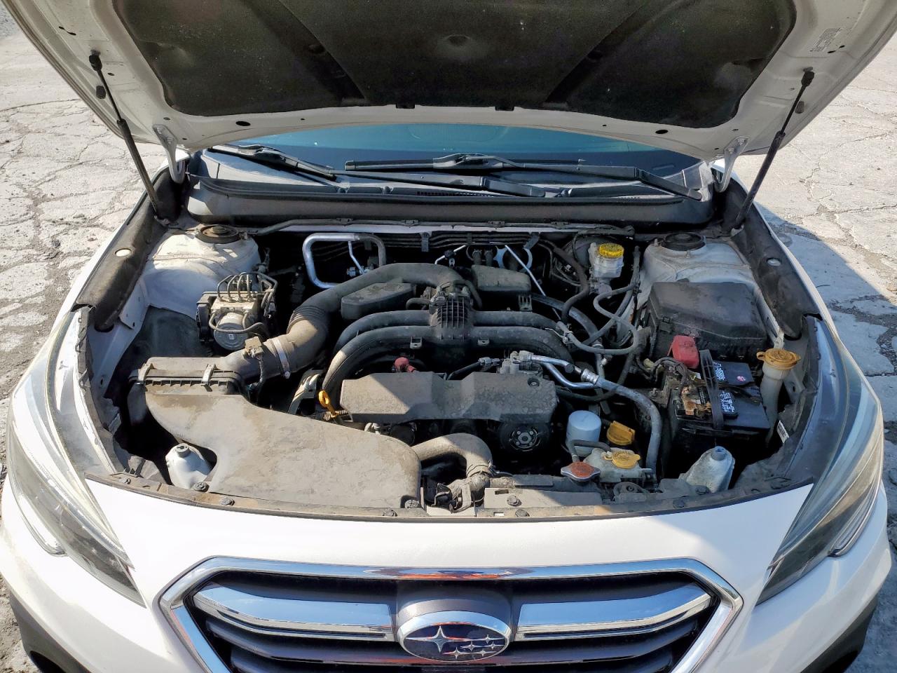 2018 Subaru Outback 2.5I Premium VIN: 4S4BSAFC5J3285669 Lot: 72090745