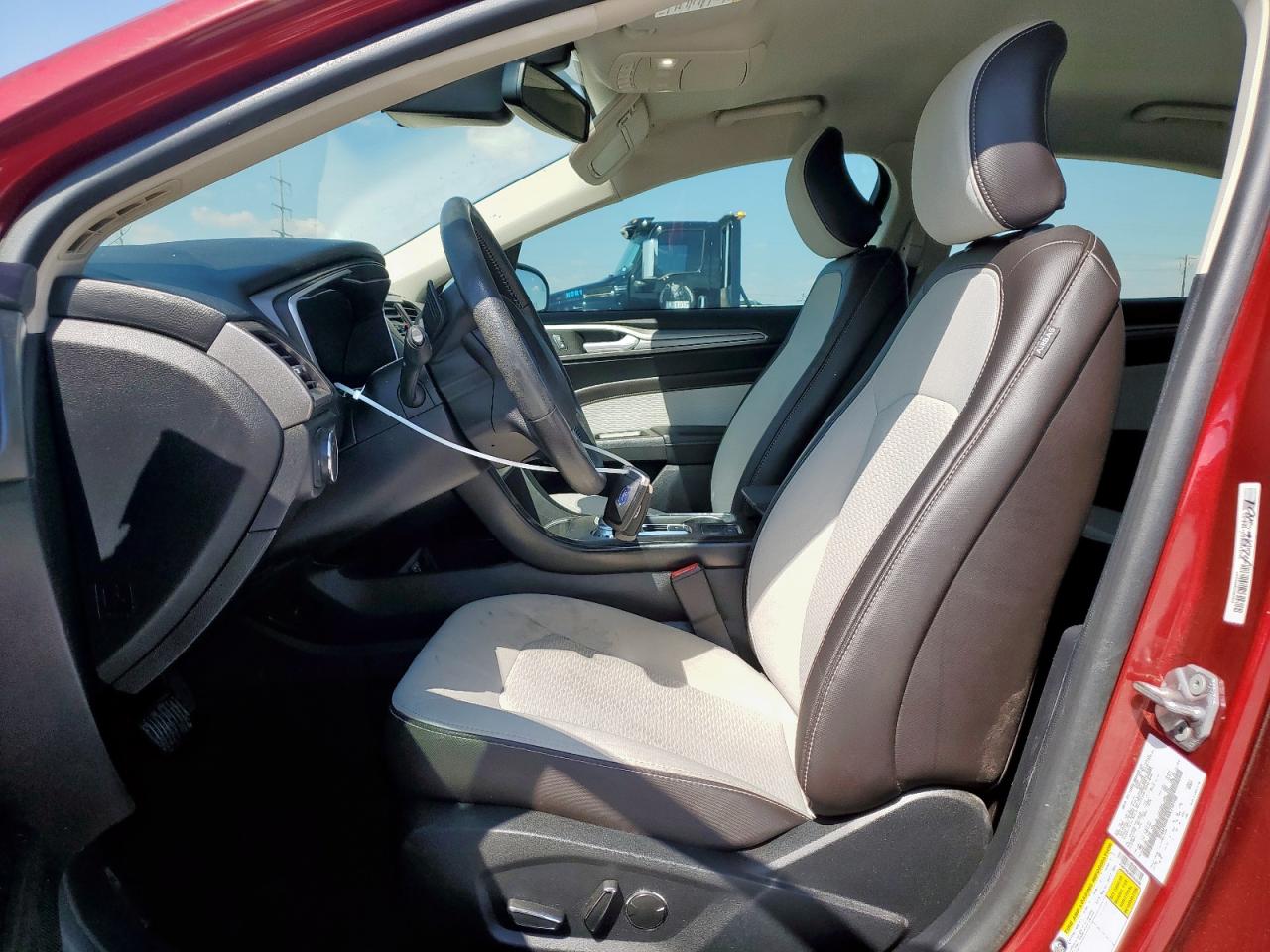 2019 Ford Fusion Se VIN: 3FA6P0HD4KR250508 Lot: 84749015