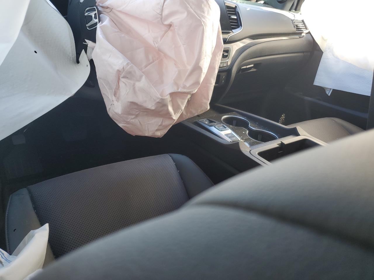 2025 Honda Ridgeline Black Edition VIN: 5FPYK3F84SB043568 Lot: 83956075