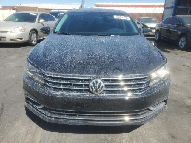  VOLKSWAGEN PASSAT 2019 Czarny