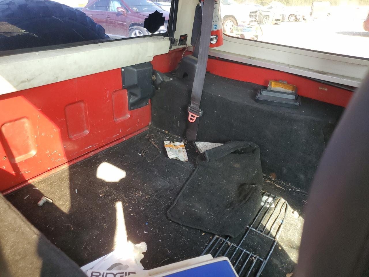 1995 Jeep Wrangler / Yj S VIN: 1J4FY19P5SP239735 Lot: 82158285